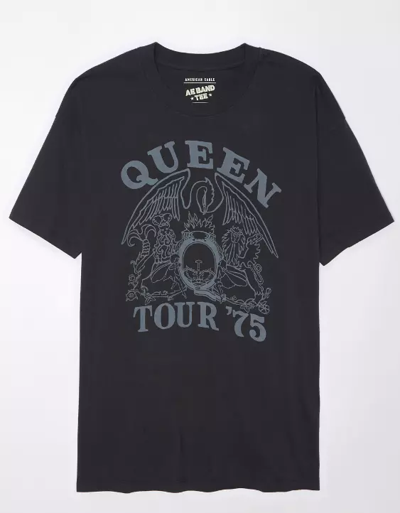 AE Oversized Queen Graphic Tee - Image 3