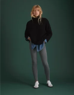 AE77 Premium High-Waisted Jegging