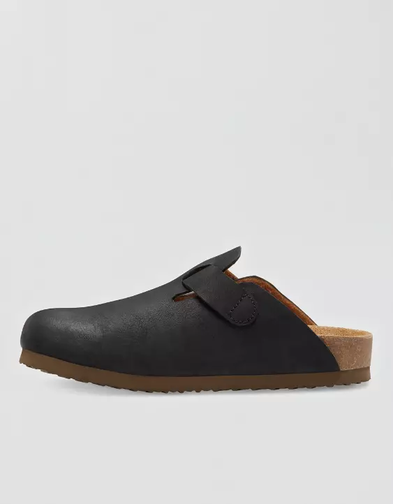 Eastland Women's Gina Clog - Image 3